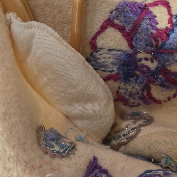 Retro 80's/90's Brocade Embroidered Cream Wool Jacket - Picture 9 of 15